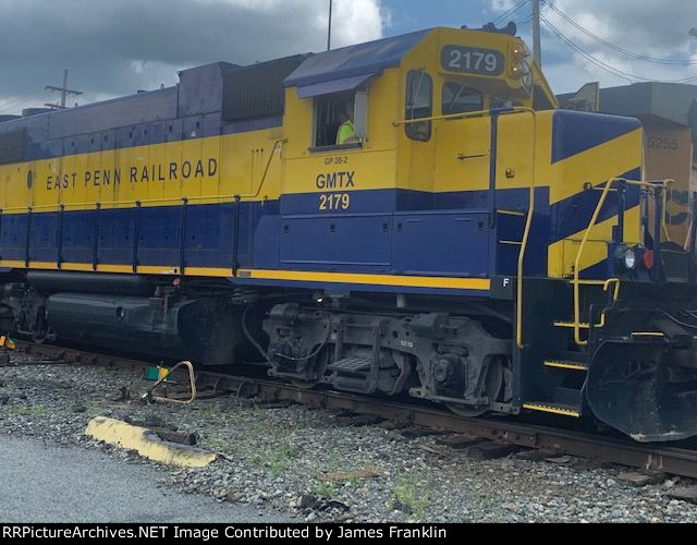 A pair of East Penn GP-38-2s